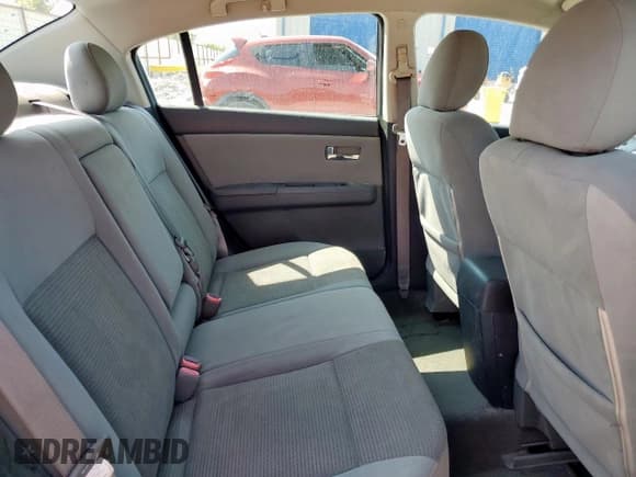 ✅ 2010 Nissan Sentra S • VIN: 3N1AB6AP4AL688704 • Lot: 72015795. Listed on Copart with 130,556 mi. Free auction sales archive from the USA and detailed vehicle history report at DreamBid. Image 10.