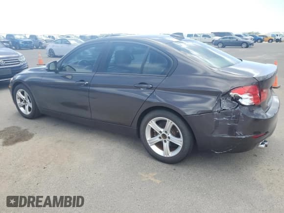 ✅ 2013 BMW 3 Series 328i • VIN: WBA3A5G58DNP24436 • Lot: 48378125. Listed on Copart with 102,737 mi. Free auction sales archive from the USA and detailed vehicle history report at DreamBid. Image 2.