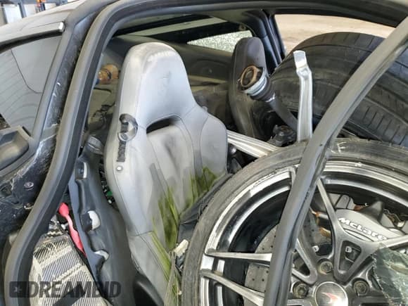 ✅ 2018 McLaren 720S • VIN: SBM14DCA3JW000178 • Lot: 73309654. Listed on Copart with Not provided. Free auction sales archive from the USA and detailed vehicle history report at DreamBid. Image 10.