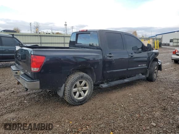 ✅ 2015 Nissan Titan SV • VIN: 1N6AA0EC3FN500196 • Лот: 87245485. Опубликован ранее на Copart с пробегом Не указан. Бесплатный доступ к архиву аукционных продаж из США и подробный отчёт об истории автомобиля на DreamBid. Изображение 3.