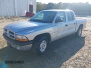 ✅ 2002 Dodge Dakota Sport • VIN: 1B7HL38N02S681523 • Lot: 43537584. Wystawiony na IAAI z przebiegiem 216 042 mil. Bezpłatny archiwum sprzedaży aukcyjnych z USA i szczegółowy raport historii pojazdu na DreamBid. Zdjęcie 2.