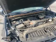 ✅ 2019 Chevrolet Silverado 1500 LT • VIN: 1GCRYDEKXKZ381565 • Lot: 59903965. Wystawiony na Copart z przebiegiem 93 764 mil. Bezpłatny archiwum sprzedaży aukcyjnych z USA i szczegółowy raport historii pojazdu na DreamBid. Zdjęcie 13.