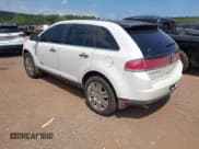 ✅ 2009 Lincoln MKX • VIN: 2LMDU88C09BJ09895 • Lot: 43119099. Wystawiony na IAAI z przebiegiem 227 245 mil. Bezpłatny archiwum sprzedaży aukcyjnych z USA i szczegółowy raport historii pojazdu na DreamBid. Zdjęcie 3.