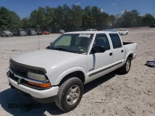 ✅ 2003 Chevrolet S-10 LS • VIN: 1GCDT13XX3K100672 • Лот: 70811305. Опубликован ранее на Copart с пробегом 125 767 миль. Бесплатный доступ к архиву аукционных продаж из США и подробный отчёт об истории автомобиля на DreamBid. Изображение 1.