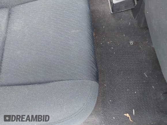 ✅ 2012 GMC Sierra 1500 SLE • VIN: 3GTP2VE71CG266963 • Lot: 42712353. Wystawiony na IAAI z przebiegiem 105 651 mil. Bezpłatny archiwum sprzedaży aukcyjnych z USA i szczegółowy raport historii pojazdu na DreamBid. Zdjęcie 8.