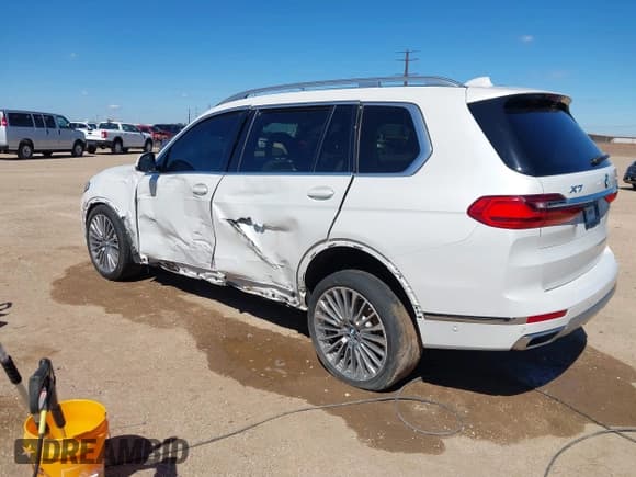 ✅ 2019 BMW X7 xDrive40i • VIN: 5UXCW2C56KL081424 • Лот: 43288864. Опубликован ранее на IAAI с пробегом 123 922 миль. Бесплатный доступ к архиву аукционных продаж из США и подробный отчёт об истории автомобиля на DreamBid. Изображение 3.