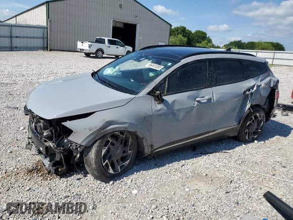 ✅ 2024 Kia Sportage SX-Prestige • VIN: 5XYK5CDF1RG152774 • Lot: 66441095. Listed on Copart with 90,547 mi. Free auction sales archive from the USA and detailed vehicle history report at DreamBid. Image 1.