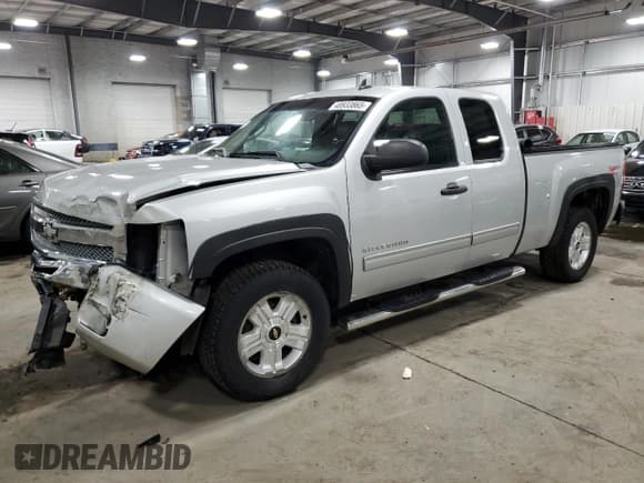 ✅ 2011 Chevrolet Silverado 1500 LT • VIN: 1GCRKSE34BZ213869 • Lot: 48933865. Listed on Copart with 139,870 mi. Free auction sales archive from the USA and detailed vehicle history report at DreamBid. Image 1.