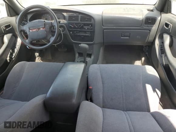 ✅ 1995 Toyota Camry LE • VIN: JT2GK12E3S0081465 • Lot: 80890595. Wystawiony na Copart z przebiegiem 105 832 mil. Bezpłatny archiwum sprzedaży aukcyjnych z USA i szczegółowy raport historii pojazdu na DreamBid. Zdjęcie 8.