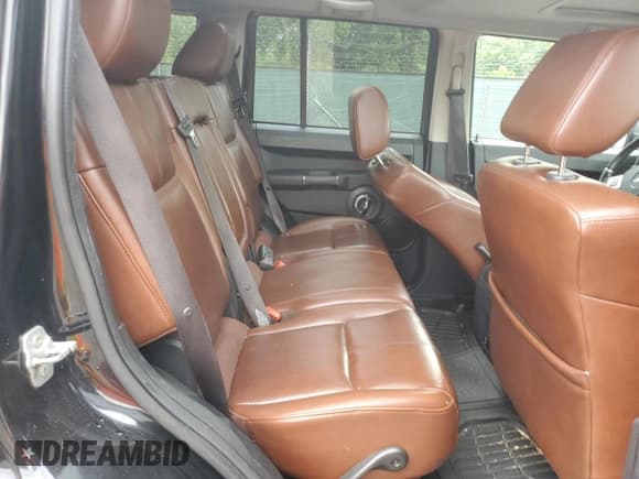 ✅ 2008 Jeep Commander Limited • VIN: 1J8HG58N68C163489 • Lot: 67382105. Listed on Copart with 138,235 mi. Free auction sales archive from the USA and detailed vehicle history report at DreamBid. Image 11.