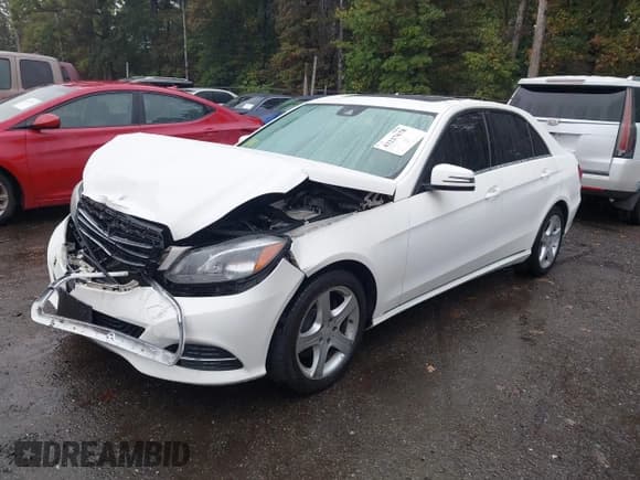 ✅ 2014 Mercedes-Benz E 350 Sport • VIN: WDDHF8JB0EA776409 • Lot: 43227678. Listed on IAAI with 158,793 mi. Free auction sales archive from the USA and detailed vehicle history report at DreamBid. Image 17.