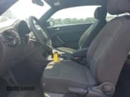 ✅ 2014 Volkswagen Beetle Entry • VIN: 3VWF17AT6EM642071 • Lot: 56452405. Listed on Copart with 139,395 mi. Free auction sales archive from the USA and detailed vehicle history report at DreamBid. Image 7.