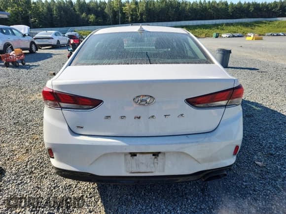 ✅ 2019 Hyundai Sonata SE • VIN: 5NPE24AF7KH743545 • Лот: 81095525. Опубликован ранее на Copart с пробегом 57 746 миль. Бесплатный доступ к архиву аукционных продаж из США и подробный отчёт об истории автомобиля на DreamBid. Изображение 6.
