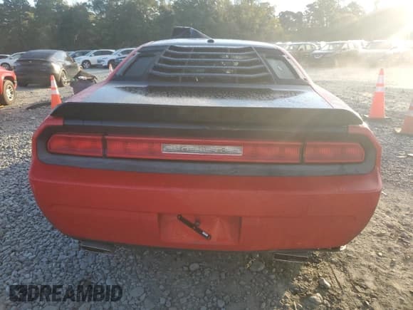 ✅ 2014 Dodge Challenger SXT • VIN: 2C3CDYAG6EH236235 • Lot: 74688144. Wystawiony na Copart z przebiegiem Nie podano. Bezpłatny archiwum sprzedaży aukcyjnych z USA i szczegółowy raport historii pojazdu na DreamBid. Zdjęcie 6.