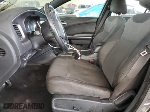 ✅ 2015 Dodge Charger SE • VIN: 2C3CDXBG5FH874616 • Лот: 86716485. Опубликован ранее на Copart с пробегом Не указан. Бесплатный доступ к архиву аукционных продаж из США и подробный отчёт об истории автомобиля на DreamBid. Изображение 7.