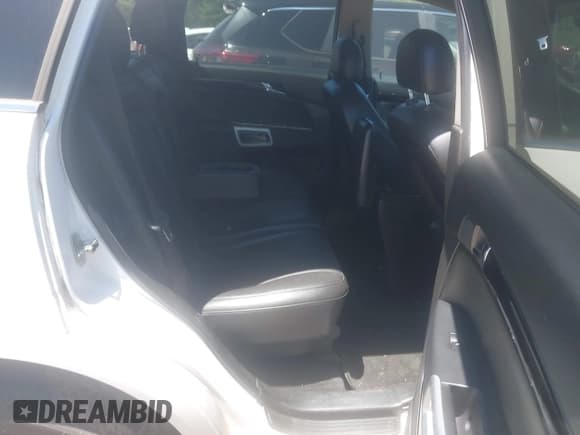 ✅ 2014 Chevrolet Captiva Sport LTZ • VIN: 3GNAL4EK8ES636461 • Lot: 42290343. Wystawiony na IAAI z przebiegiem 167 816 mil. Bezpłatny archiwum sprzedaży aukcyjnych z USA i szczegółowy raport historii pojazdu na DreamBid. Zdjęcie 8.