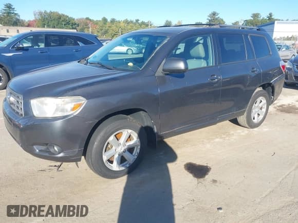 ✅ 2010 Toyota Highlander SE • VIN: 5TDJK3EH0AS015143 • Lot: 43433481. Listed on IAAI with 258,604 mi. Free auction sales archive from the USA and detailed vehicle history report at DreamBid. Image 2.