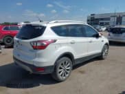 ✅ 2017 Ford Escape Titanium • VIN: 1FMCU0JD0HUA13334 • Lot: 43190777. Wystawiony na IAAI z przebiegiem 110 072 mil. Bezpłatny archiwum sprzedaży aukcyjnych z USA i szczegółowy raport historii pojazdu na DreamBid. Zdjęcie 4.