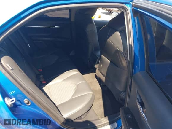 2020 Toyota Camry Hybrid SE с VIN 4T1J31AK1LU011468, выставлен на аукционе IAAI как лот 42711801 с пробегом 76 099 миль миль и . История ставок и продаж доступна на DreamBid. Изображение 8.