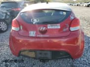 ✅ 2013 Hyundai Veloster w/Gray Int • VIN: KMHTC6AD2DU114732 • Lot: 74368394. Wystawiony na Copart z przebiegiem 166 996 mil. Bezpłatny archiwum sprzedaży aukcyjnych z USA i szczegółowy raport historii pojazdu na DreamBid. Zdjęcie 6.