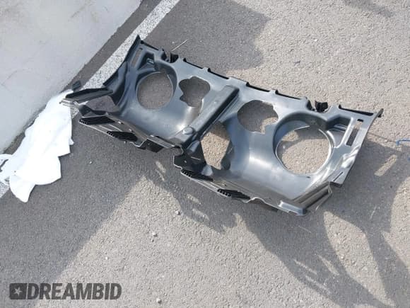 ✅ 2012 Ford Mustang Shelby GT500 • VIN: 1ZVBP8JS0C5212081 • Lot: 42443883. Listed on IAAI with 40,878 mi. Free auction sales archive from the USA and detailed vehicle history report at DreamBid. Image 12.