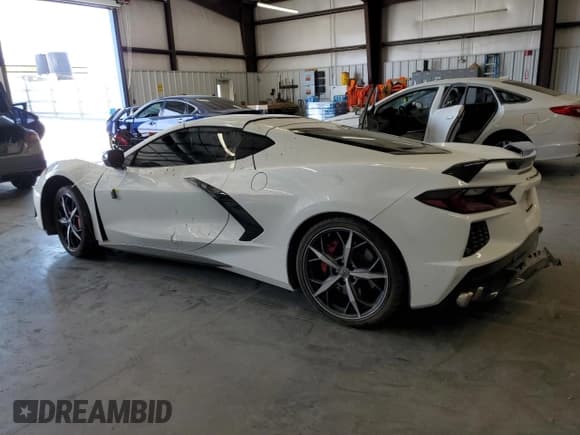 ✅ 2023 Chevrolet Corvette 2LT • VIN: 1G1YB2D44P5101814 • Lot: 69844295. Wystawiony na Copart z przebiegiem 22 831 mil. Bezpłatny archiwum sprzedaży aukcyjnych z USA i szczegółowy raport historii pojazdu na DreamBid. Zdjęcie 2.
