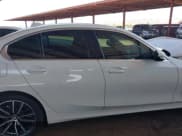 ✅ 2022 BMW 3 Series 330i • VIN: 3MW5R1J01N8C47893 • Lot: 42312006. Listed on IAAI with 25,430 mi. Free auction sales archive from the USA and detailed vehicle history report at DreamBid. Image 13.