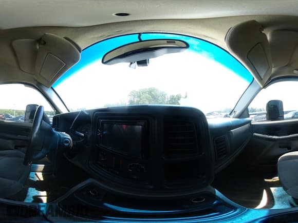 ✅ 2003 Chevrolet Tahoe LS • VIN: 1GNEC13Z73R176239 • Lot: 42660496. Listed on IAAI with 290,107 mi. Free auction sales archive from the USA and detailed vehicle history report at DreamBid. Image 18.