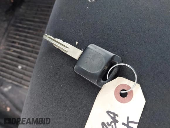 ✅ 2009 Nissan Versa 1.6 • VIN: 3N1CC11EX9L458233 • Lot: 43754363. Listed on IAAI with 148,298 mi. Free auction sales archive from the USA and detailed vehicle history report at DreamBid. Image 11.