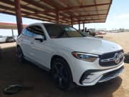 ✅ 2023 Mercedes-Benz GLC 300 • VIN: W1NKM4GB2PF057814 • Lot: 42659134. Wystawiony na IAAI z przebiegiem 22 757 mil. Bezpłatny archiwum sprzedaży aukcyjnych z USA i szczegółowy raport historii pojazdu na DreamBid. Zdjęcie 1.