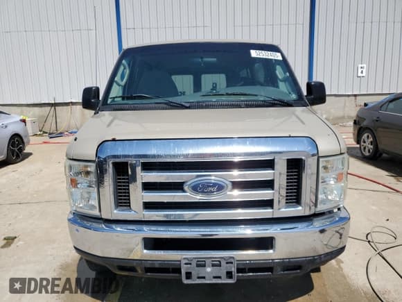 ✅ 2008 Ford Econoline Passenger XL • VIN: 1FMNE11L48DA80599 • Lot: 52532405. Listed on Copart with 263,848 mi. Free auction sales archive from the USA and detailed vehicle history report at DreamBid. Image 5.