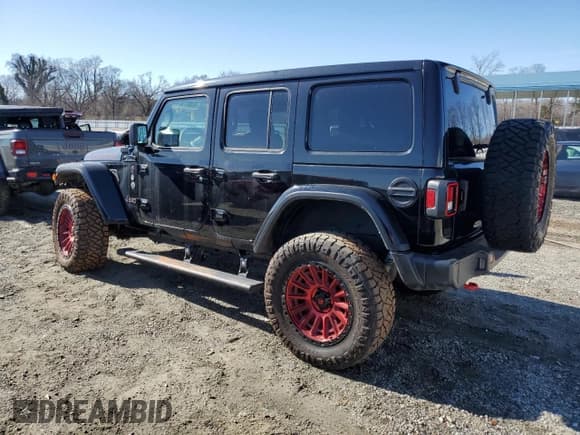 ✅ 2023 Jeep Wrangler Rubicon • VIN: 1C4HJXFN3PW618061 • Lot: 85577684. Wystawiony na Copart z przebiegiem 25 880 mil. Bezpłatny archiwum sprzedaży aukcyjnych z USA i szczegółowy raport historii pojazdu na DreamBid. Zdjęcie 2.