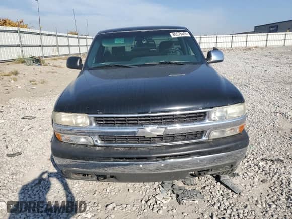 2002 Chevrolet Silverado 1500 LS with VIN 1GCEK14T32Z251491, listed as a Copart auction lot 80575465 with 470,083 mi miles and Salvage title. Bid and sale history available at DreamBid. Image 5.