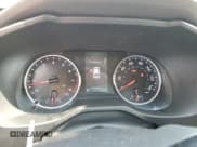 ✅ 2021 Toyota RAV4 XLE • VIN: 2T3P1RFV4MW160306 • Lot: 60722055. Wystawiony na Copart z przebiegiem 62 620 mil. Bezpłatny archiwum sprzedaży aukcyjnych z USA i szczegółowy raport historii pojazdu na DreamBid. Zdjęcie 9.