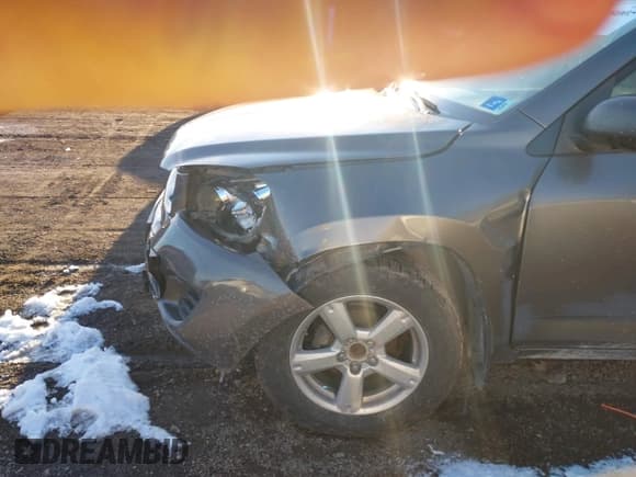 ✅ 2012 Toyota RAV4 • VIN: JTMBF4DV6CD043730 • Lot: 43778005. Listed on IAAI with 127,721 mi. Free auction sales archive from the USA and detailed vehicle history report at DreamBid. Image 17.