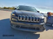 ✅ 2014 Jeep Cherokee Sport • VIN: 1C4PJLABXEW149341 • Lot: 90744315. Wystawiony na Copart z przebiegiem 165 369 mil. Bezpłatny archiwum sprzedaży aukcyjnych z USA i szczegółowy raport historii pojazdu na DreamBid. Zdjęcie 5.