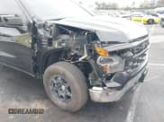 ✅ 2022 Chevrolet Silverado 1500 Work Truck • VIN: 1GCPAAEKXNZ620093 • Lot: 41507676. Wystawiony na IAAI z przebiegiem 34 699 mil. Bezpłatny archiwum sprzedaży aukcyjnych z USA i szczegółowy raport historii pojazdu na DreamBid. Zdjęcie 6.