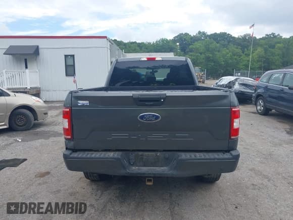 ✅ 2020 Ford F-150 XL • VIN: 1FTFW1E53LFA10431 • Лот: 42644540. Опубликован ранее на IAAI с пробегом 152 501 миль. Бесплатный доступ к архиву аукционных продаж из США и подробный отчёт об истории автомобиля на DreamBid. Изображение 16.