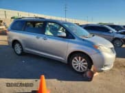 ✅ 2014 Toyota Sienna LE • VIN: 5TDJK3DC3ES088258 • Lot: 82543065. Listed on Copart with 156,330 mi. Free auction sales archive from the USA and detailed vehicle history report at DreamBid. Image 4.