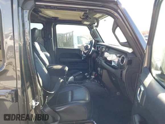 ✅ 2020 Jeep Gladiator Overland • VIN: 1C6HJTFG4LL201352 • Лот: 43614806. Опубликован ранее на IAAI с пробегом 95 727 миль. Бесплатный доступ к архиву аукционных продаж из США и подробный отчёт об истории автомобиля на DreamBid. Изображение 5.