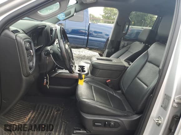 ✅ 2019 Chevrolet Silverado 1500 • VIN: 1GCVWEED1KZ208660 • Лот: 59535195. Опубликован ранее на Copart с пробегом 49 705 миль. Бесплатный доступ к архиву аукционных продаж из США и подробный отчёт об истории автомобиля на DreamBid. Изображение 7.