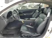 ✅ 2011 Lexus IS 250 C • VIN: JTHFF2C20B2518388 • Lot: 80325815. Wystawiony na Copart z przebiegiem 106 479 mil. Bezpłatny archiwum sprzedaży aukcyjnych z USA i szczegółowy raport historii pojazdu na DreamBid. Zdjęcie 7.