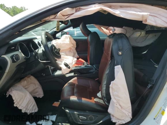 ✅ 2016 Ford Mustang EcoBoost • VIN: 1FA6P8TH2G5326763 • Lot: 59655045. Listed on Copart with 201,630 mi. Free auction sales archive from the USA and detailed vehicle history report at DreamBid. Image 7.