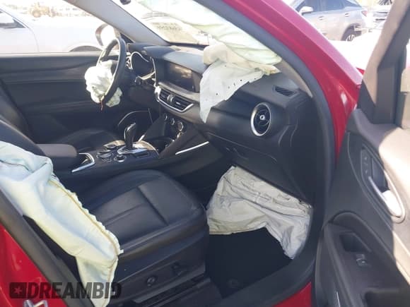 ✅ 2020 Alfa Romeo Stelvio Sport • VIN: ZASPAJAN1L7C95222 • Лот: 43683259. Опубликован ранее на IAAI с пробегом 55 054 миль. Бесплатный доступ к архиву аукционных продаж из США и подробный отчёт об истории автомобиля на DreamBid. Изображение 5.