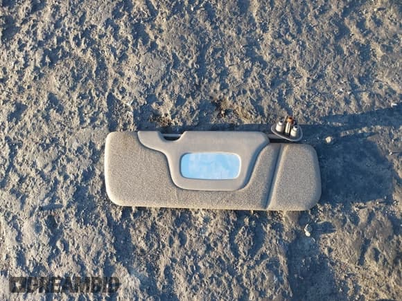 ✅ 2003 Chevrolet Silverado 1500 LS • VIN: 2GCEK19V131261358 • Лот: 43408694. Опубликован ранее на IAAI с пробегом 215 217 миль. Бесплатный доступ к архиву аукционных продаж из США и подробный отчёт об истории автомобиля на DreamBid. Изображение 12.