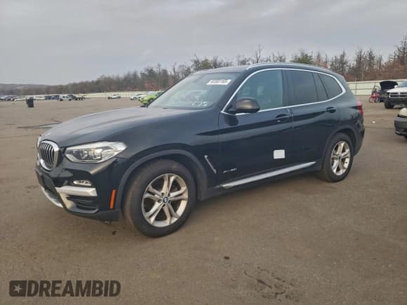 ✅ 2018 BMW X3 xDrive30i • VIN: 5UXTR9C55JLC76092 • Lot: 93303165. Wystawiony na Copart z przebiegiem 50 479 mil. Bezpłatny archiwum sprzedaży aukcyjnych z USA i szczegółowy raport historii pojazdu na DreamBid. Zdjęcie 1.