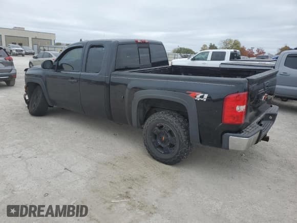 ✅ 2008 Chevrolet Silverado 1500 LTZ • VIN: 2GCEK19J681208644 • Lot: 82687405. Listed on Copart with 170,192 mi. Free auction sales archive from the USA and detailed vehicle history report at DreamBid. Image 2.