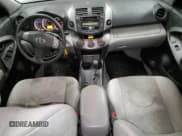 ✅ 2010 Toyota RAV4 • VIN: 2T3ZF4DV5AW027498 • Лот: 50125375. Опубликован ранее на Copart с пробегом 236 037 миль. Бесплатный доступ к архиву аукционных продаж из США и подробный отчёт об истории автомобиля на DreamBid. Изображение 8.