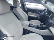 ✅ 2016 Kia K900 Luxury • VIN: KNALW4D4XG6032393 • Lot: 42478122. Listed on IAAI with 75,044 mi. Free auction sales archive from the USA and detailed vehicle history report at DreamBid. Image 5.