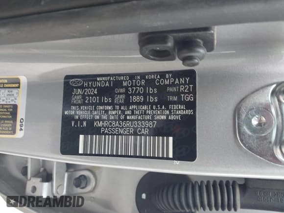 ✅ 2024 Hyundai Venue SEL • VIN: KMHRC8A36RU333987 • Lot: 41710436. Listed on IAAI with 7,701 mi. Free auction sales archive from the USA and detailed vehicle history report at DreamBid. Image 9.